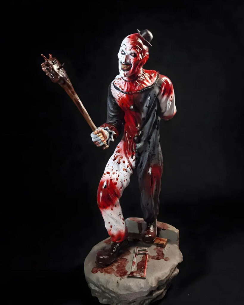 ART-THE-CLOWN-TERRIFIER-MODEL-KIT-DEAD-WICKED-01